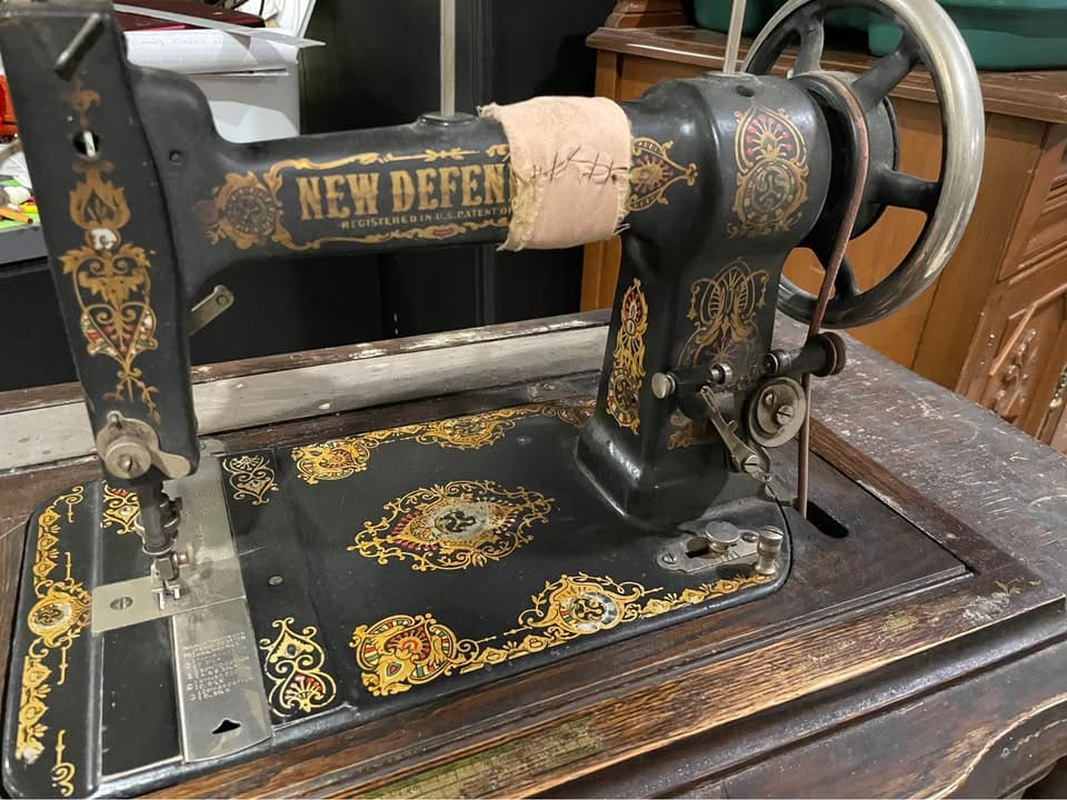 New Defender sewing machine main view